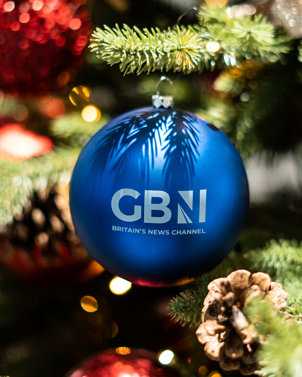 EXCLUSIVE: AS SEEN ON GB NEWS - THE GB NEWS CHRISTMAS BAUBLE SET OF 2 - IN GBN BLUE AND RED